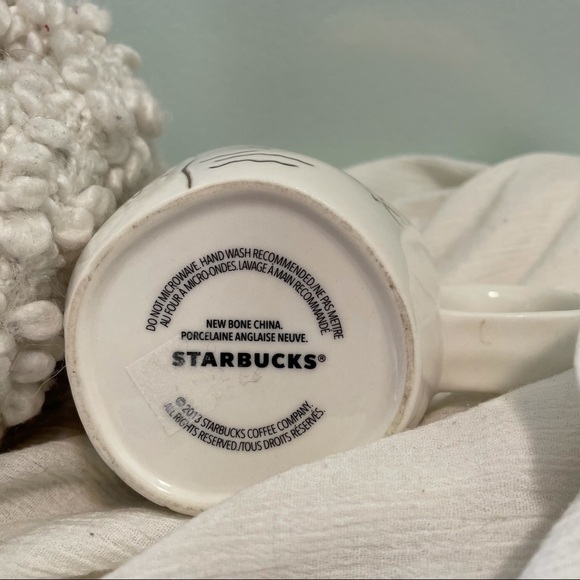 STARBUCKS 2013 Anniversary Siren Mug white and gold - Picture 6 of 6